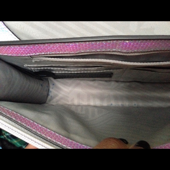 Rare Rebecca Minkoff Opal Iridescent Hologram Bag - Picture 10 of 11